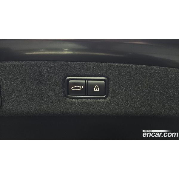 73748