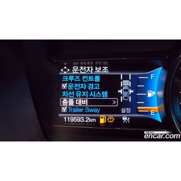 841025