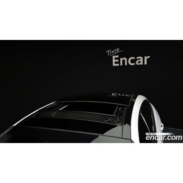 748361