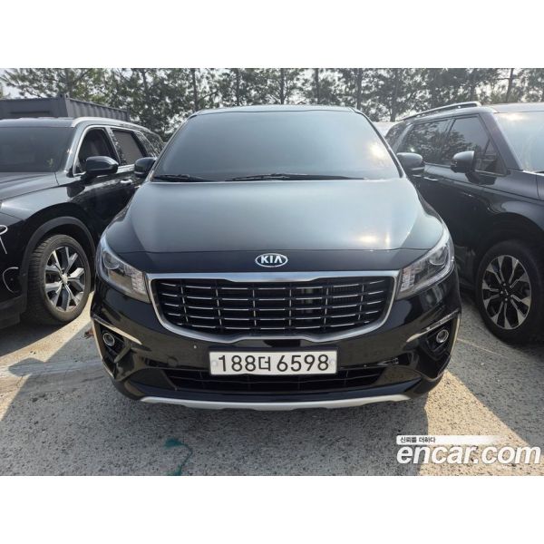 869881