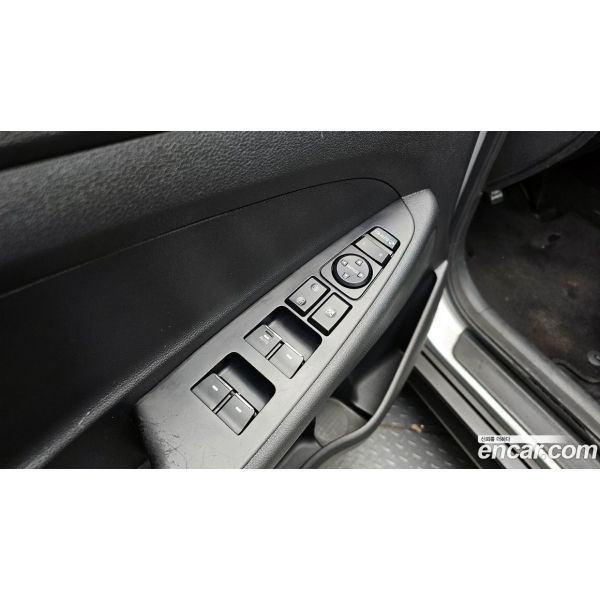 440993