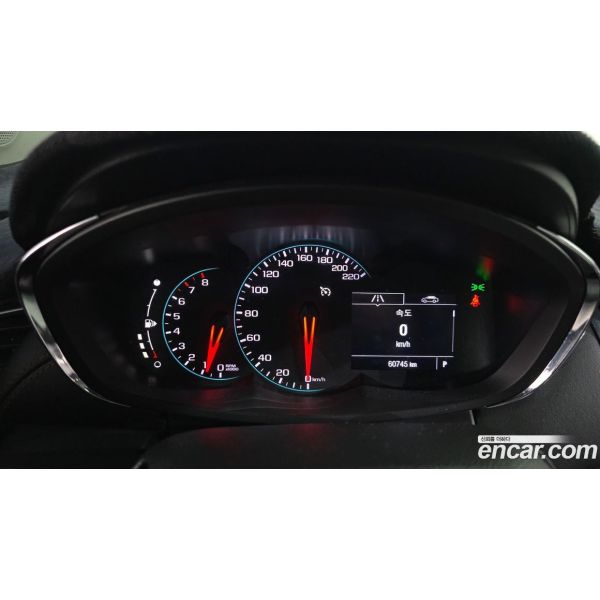 912700