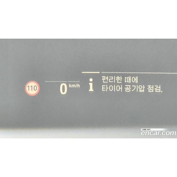 557121