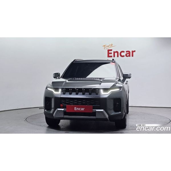 348240