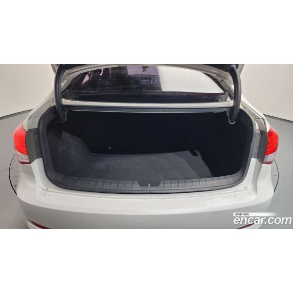 721618