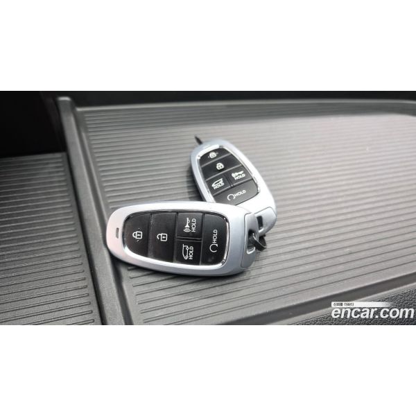979354