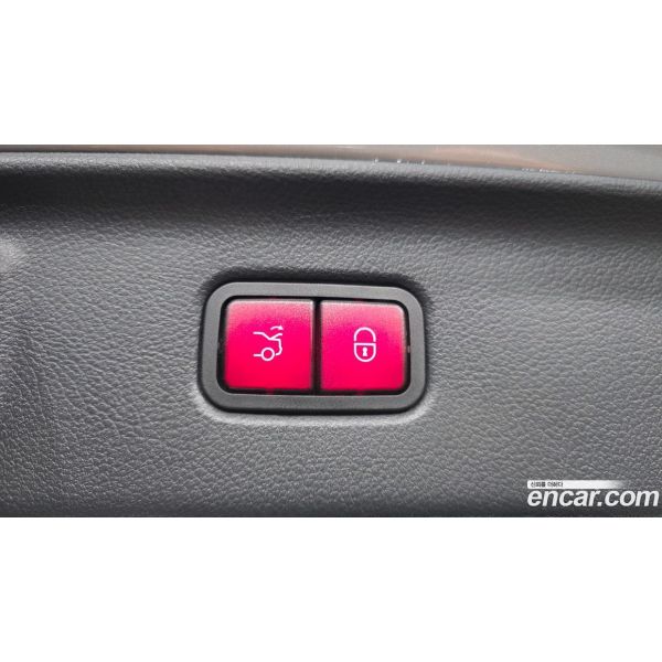 875987