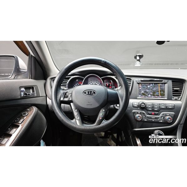 875591