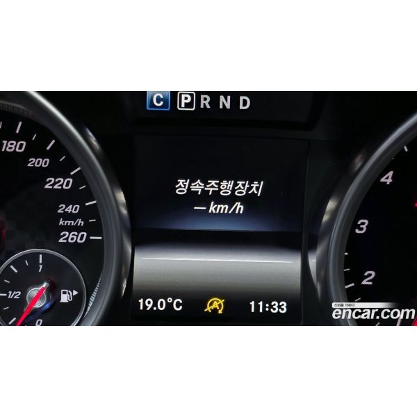 114762