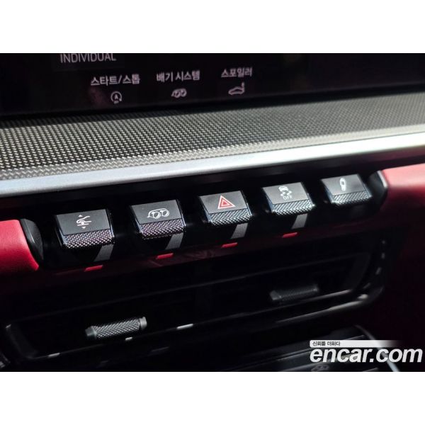 299110