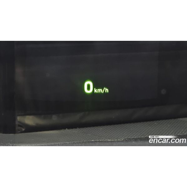 864627