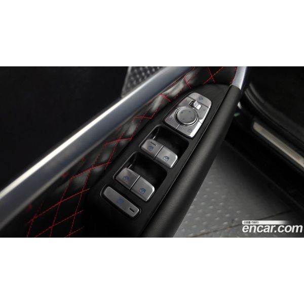 446305