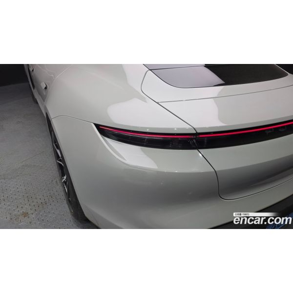 533489