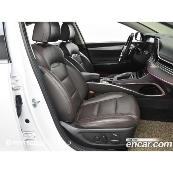 304731