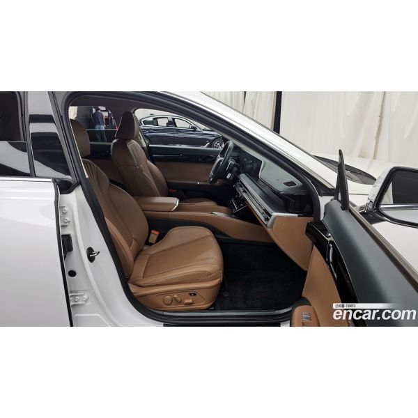 808578
