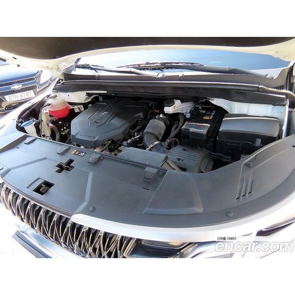 114628