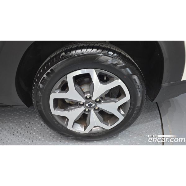 634329