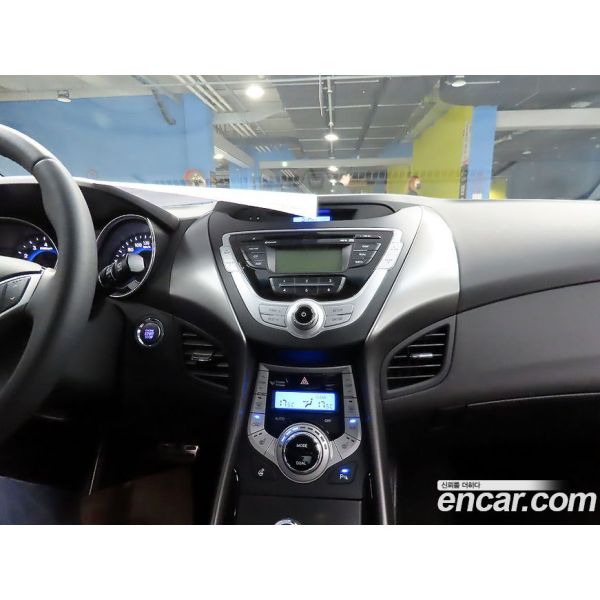 182993
