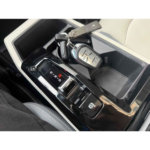 330530