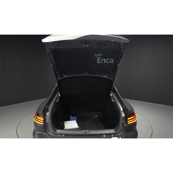 996820