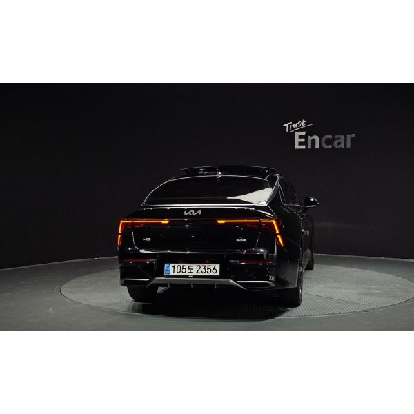 422981