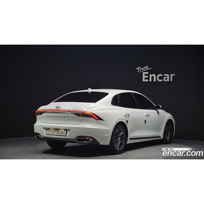 991833