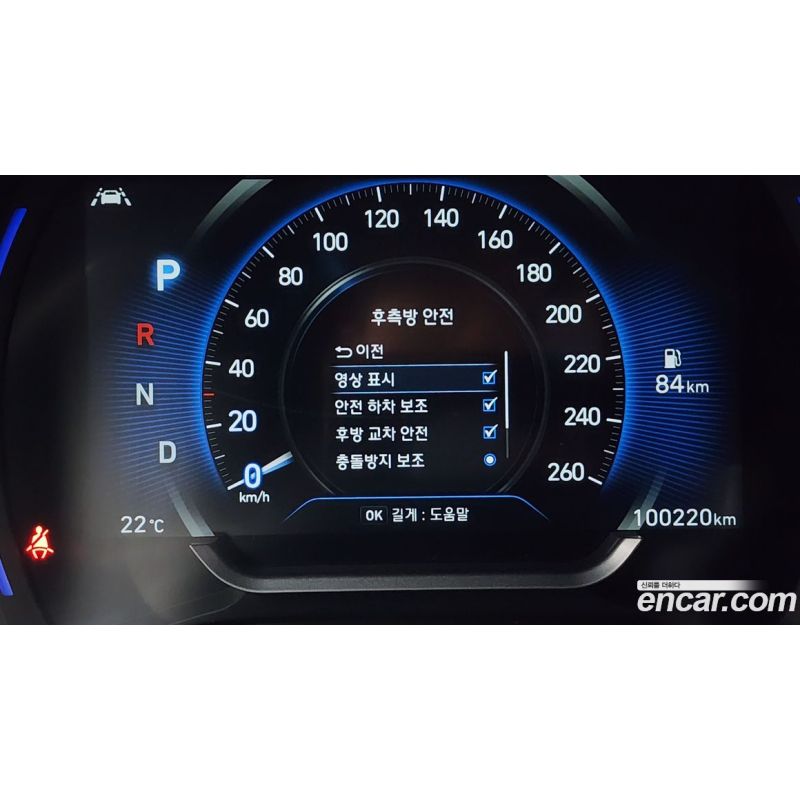 537561