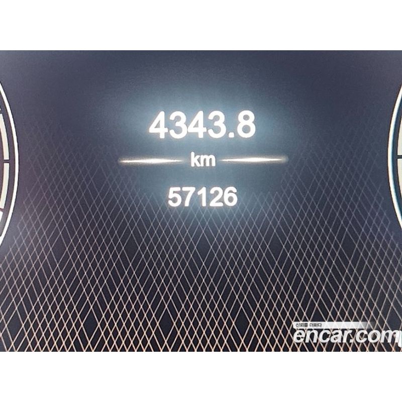 233093