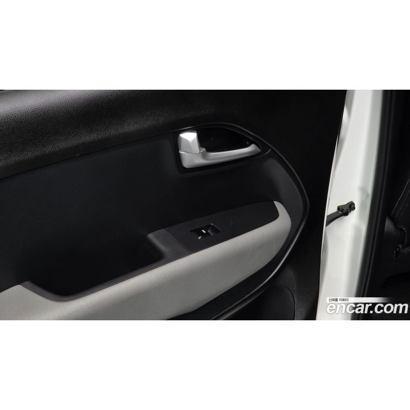 414304