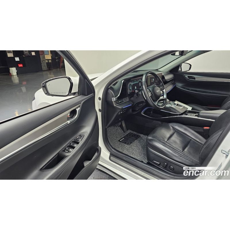 568668