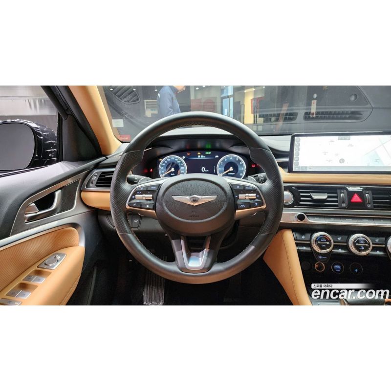 916361
