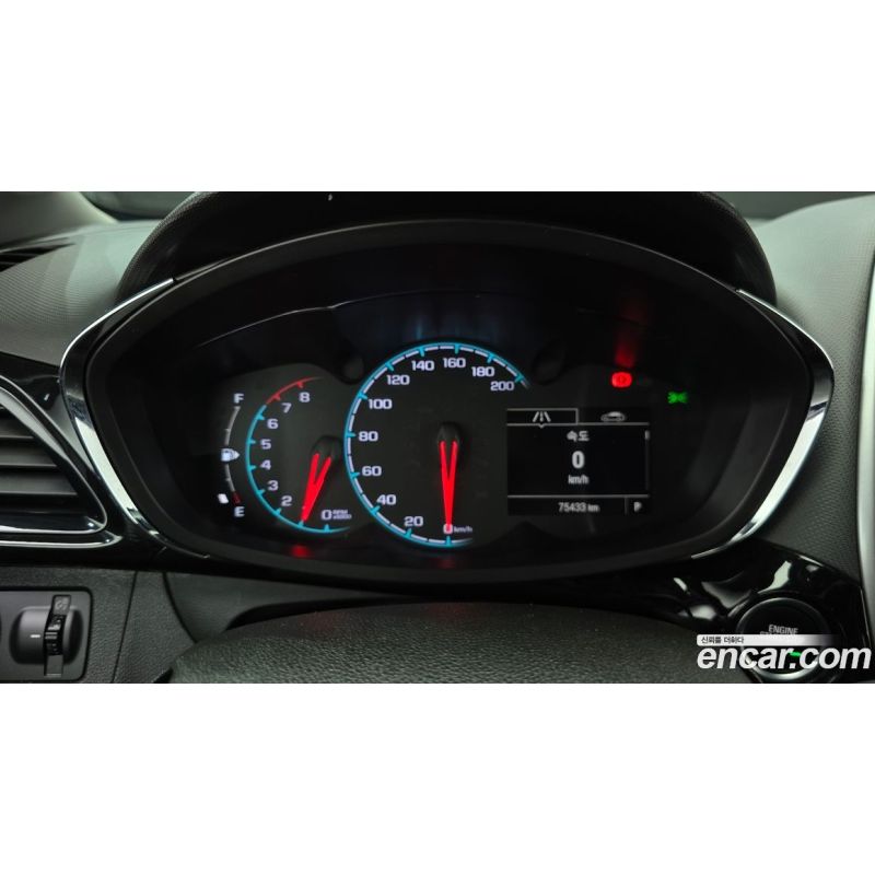 523043