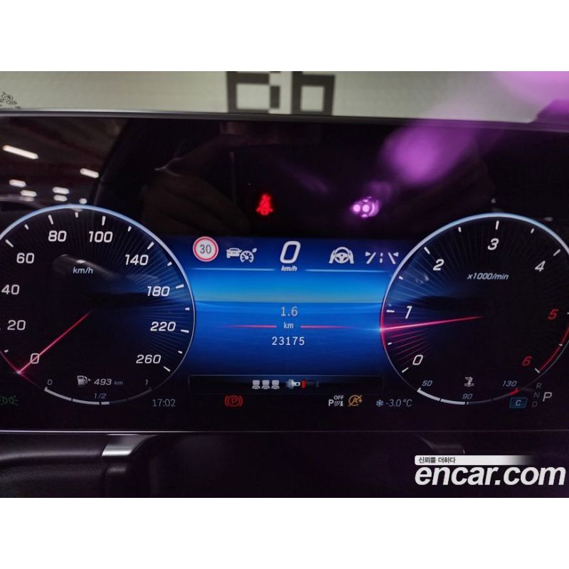 404810