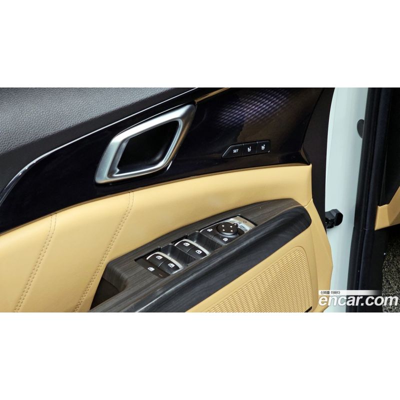 751868