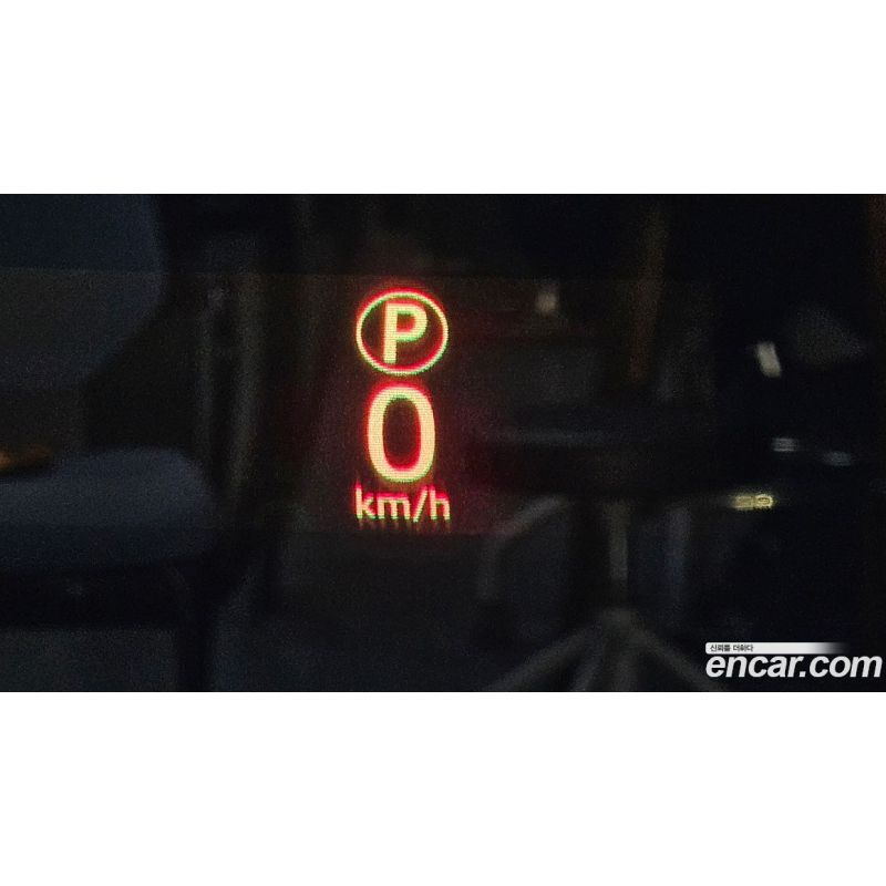 877857