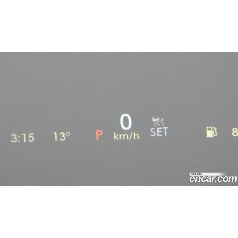 570702