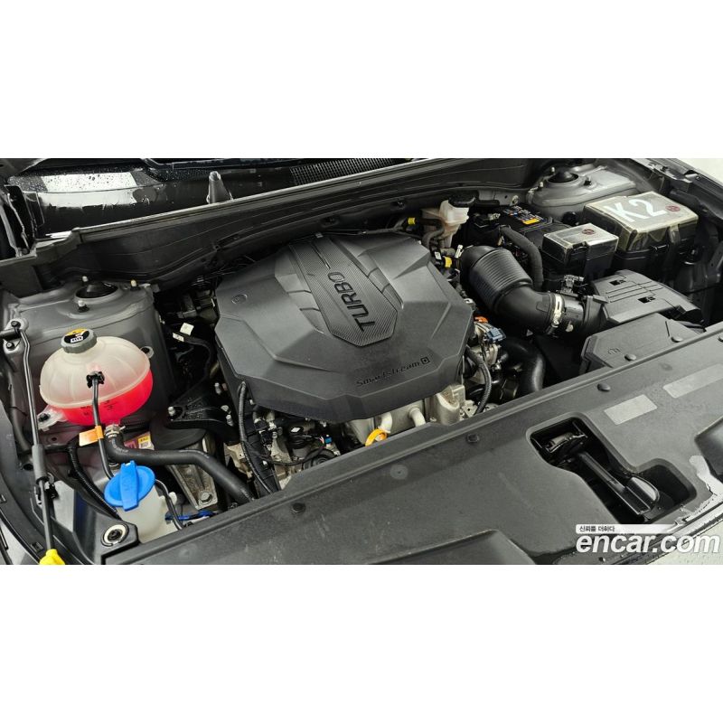 989047