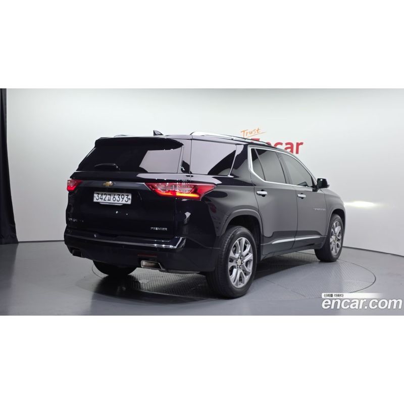 621613