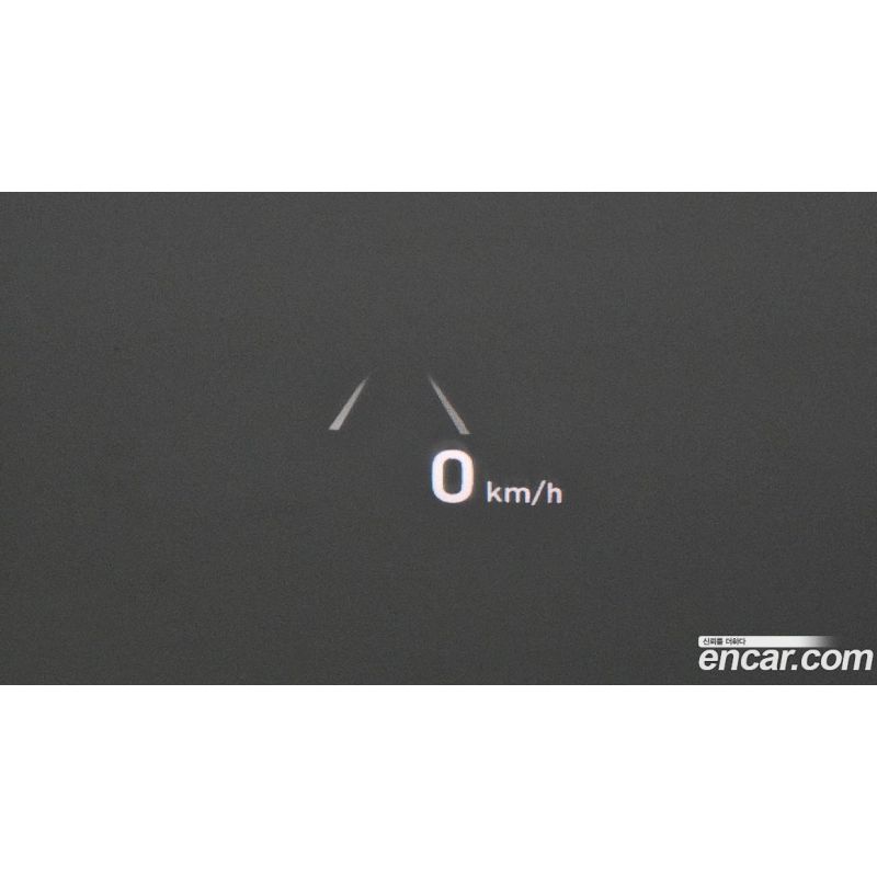 545704