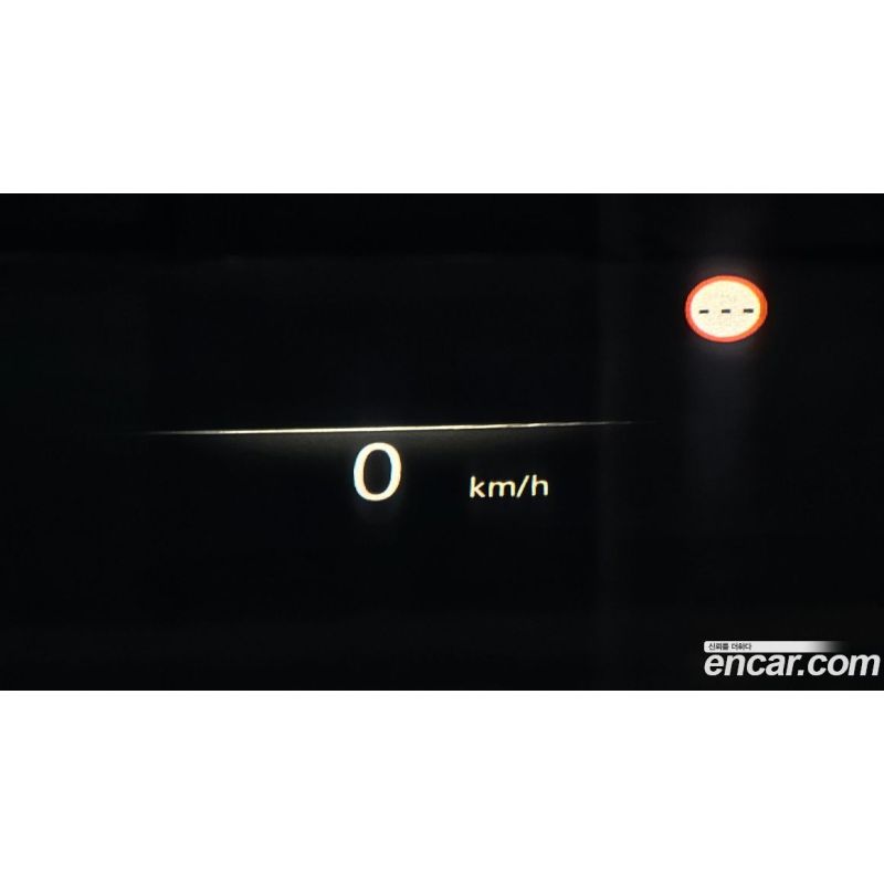 877105