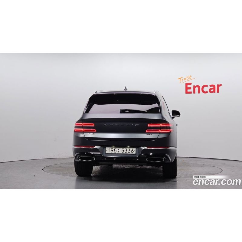 843202