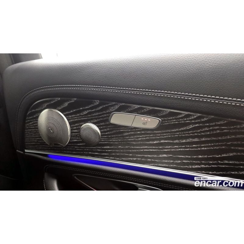 161695