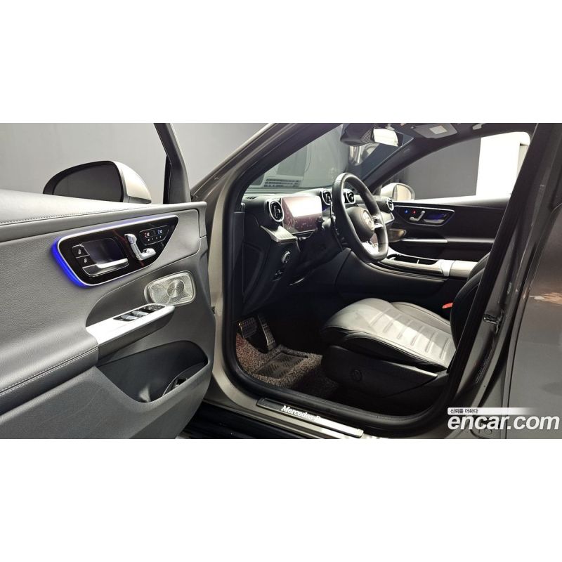 57020