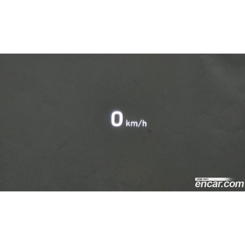 892176