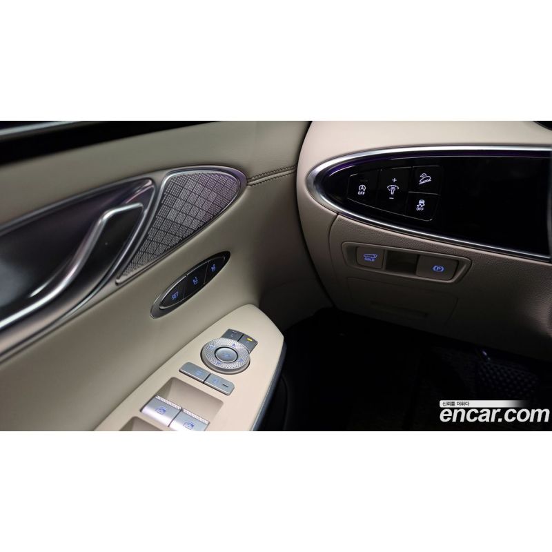 210761