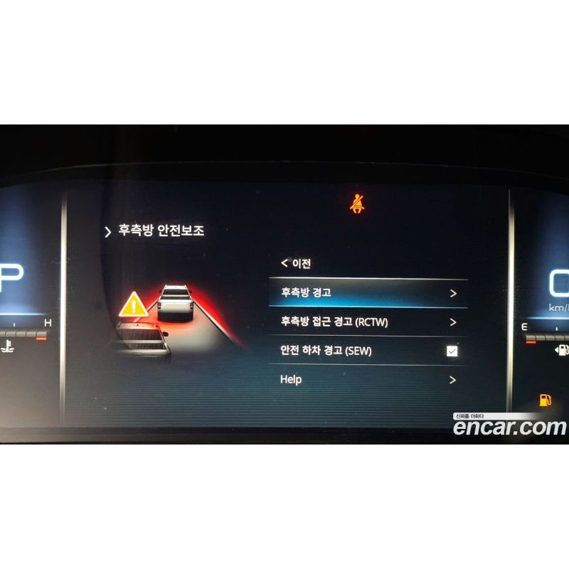 228124