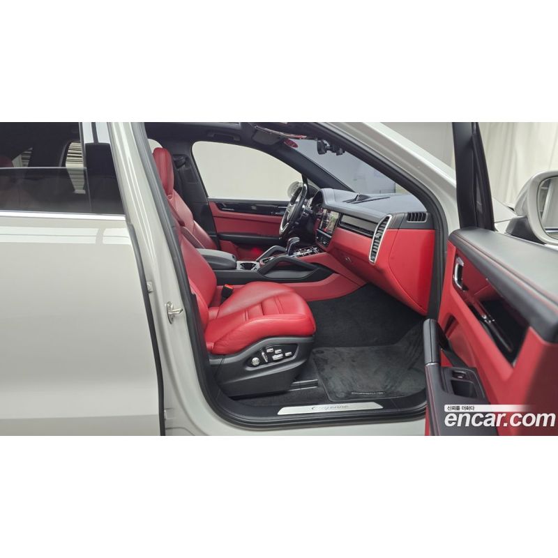 112689