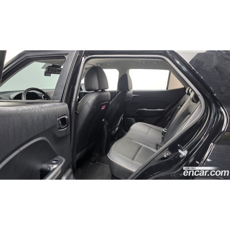 304468