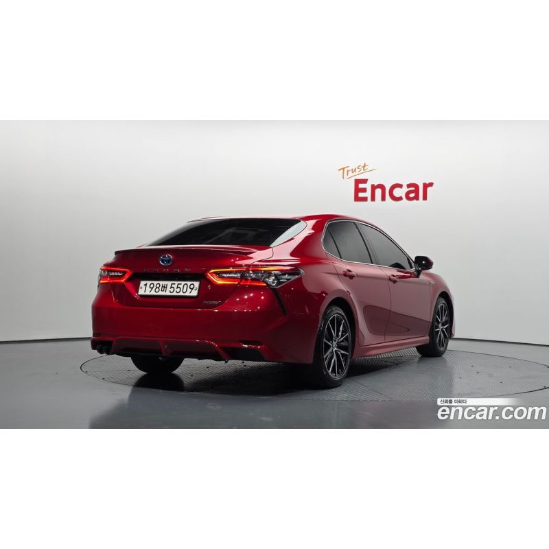 649061