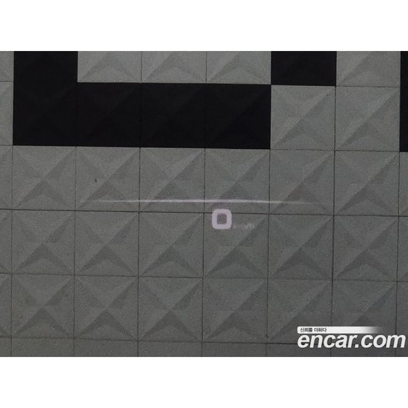 858096